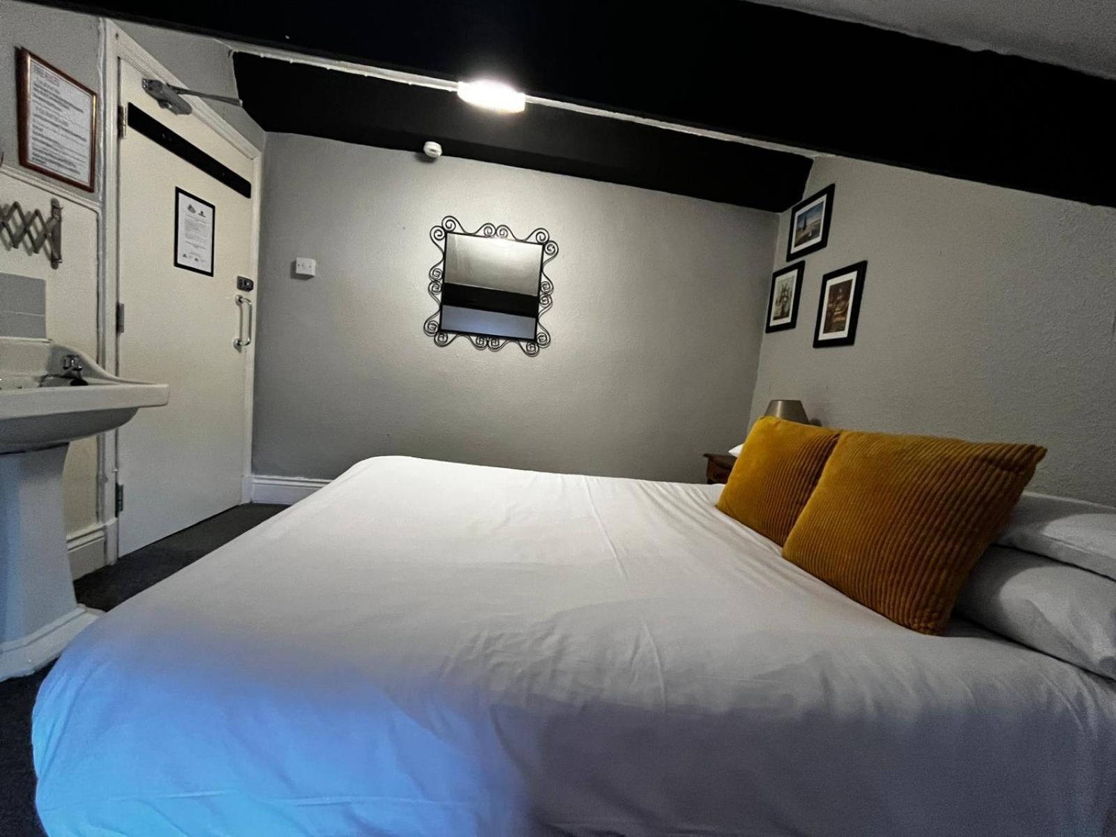 Black Bull Hotel Reeth Ngoại thất bức ảnh